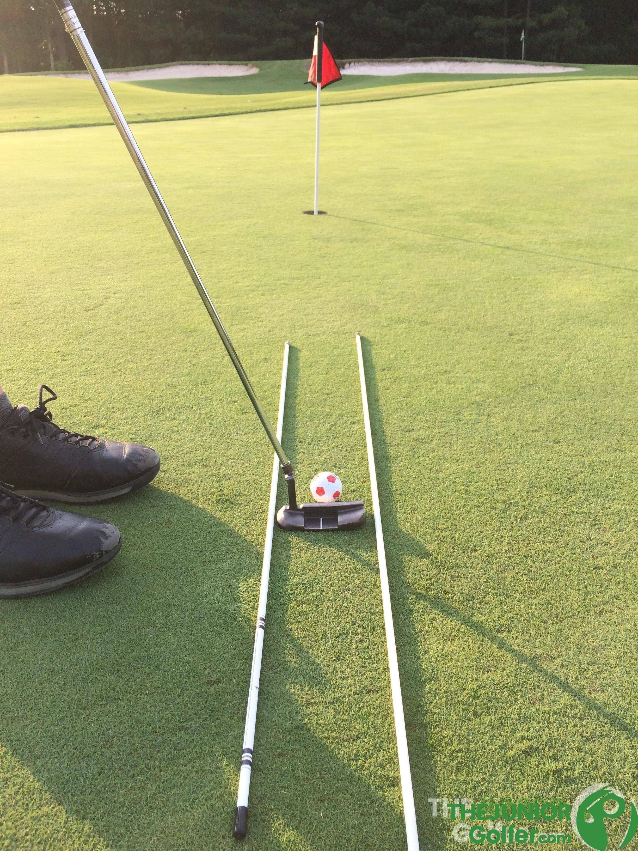 junior golf alignment sticks putting