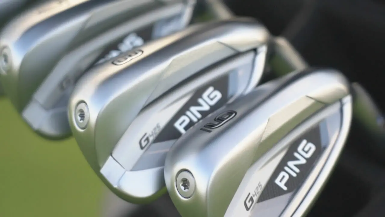 Ping G425 irons for juniors and teenage golfers Ping G425 irons for juniors and teenage golfers